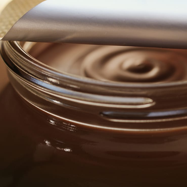 Un pot de Nutella ouvert.