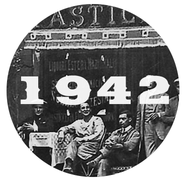 1942